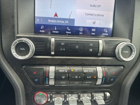Used 2020 Ford Mustang GT Premium w/ Equipment Group 401A RWD image 22