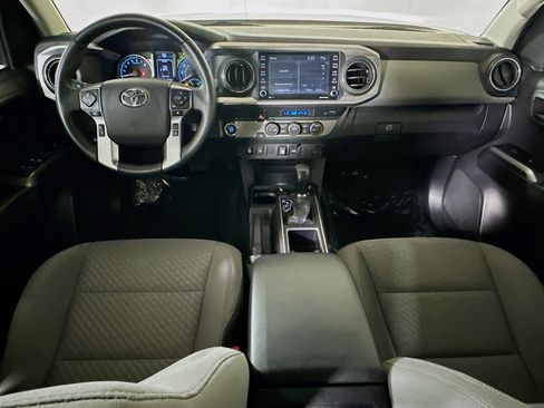 Used 2023 Toyota Tacoma SR5 w/ Technology Package image 27