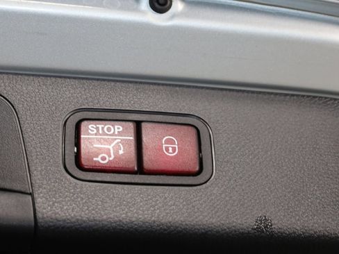 Used 2019 Mercedes-Benz GLC 63 AMG 4MATIC image 60