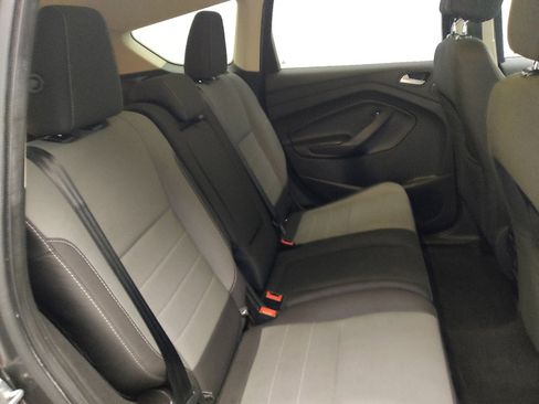 Used 2016 Ford Escape SE w/ Equipment Group 201A image 19