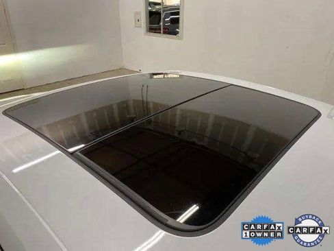 Used 2024 Audi Q8 e-tron Premium image 25