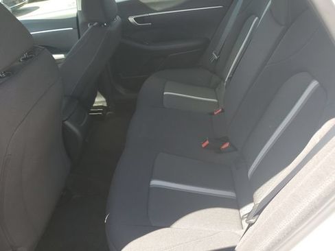 Certified 2025 Hyundai Sonata SE FWD image 12