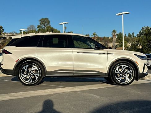 New 2026 Lincoln Nautilus Premier w/ Equipment Group 102A image 2