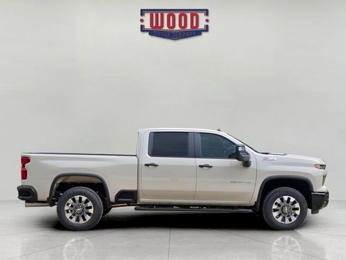 New 2026 Chevrolet Silverado 2500 Custom w/ Custom Value Package AWD/4WD image 2