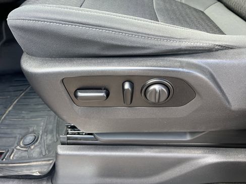 Certified 2021 Chevrolet Silverado 1500 LT image 18