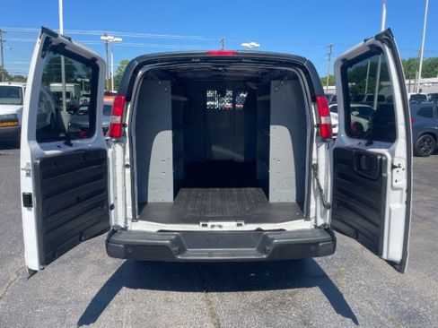 Used 2020 Chevrolet Express 2500 w/ Safety Package RWD image 18