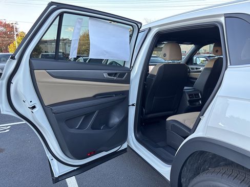 New 2026 Volkswagen Atlas Cross Sport SE image 24