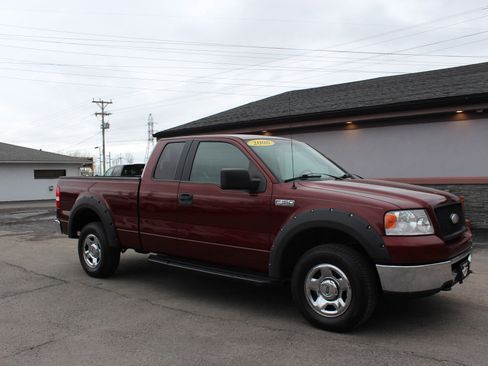 Used 2006 Ford F150 XLT image 2