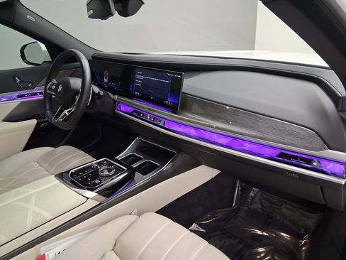 Certified 2023 BMW 740i w/ Parking Assistance Package RWD image 30
