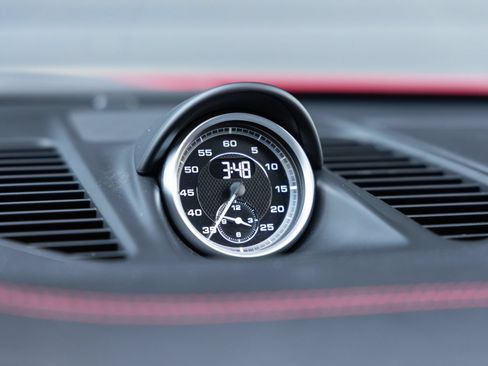 Certified 2019 Porsche 911 Carrera GTS RWD image 17