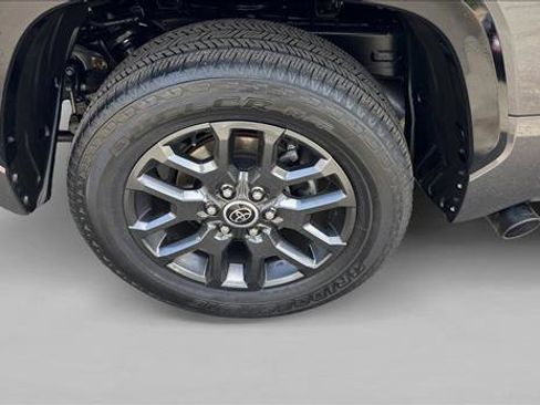 Used 2023 Toyota Tundra Platinum w/ Advanced Package AWD/4WD image 9
