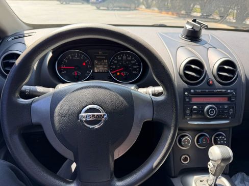 Used 2014 Nissan Rogue S FWD image 13
