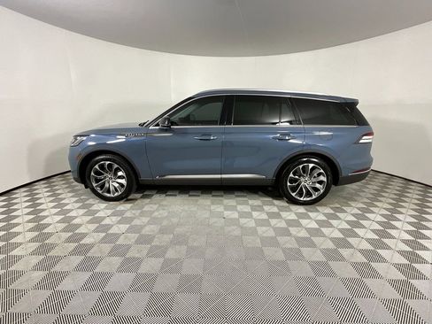Used 2025 Lincoln Aviator Reserve image 2
