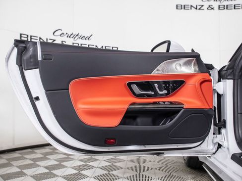 Used 2023 Mercedes-Benz SL 43 AMG image 23