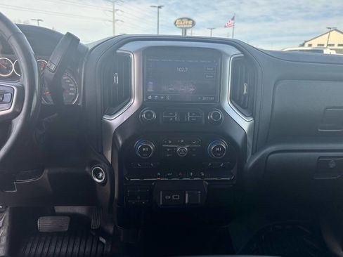 Used 2020 Chevrolet Silverado 1500 LT w/ Convenience Package image 24