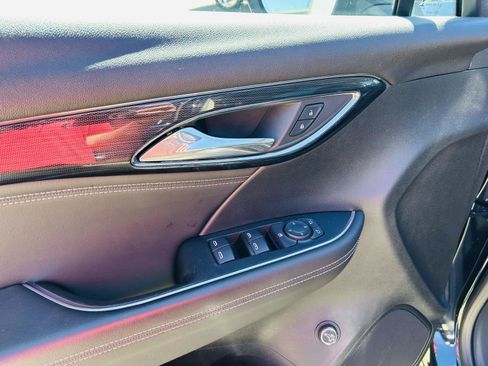 Used 2022 Buick Envision Preferred FWD image 13