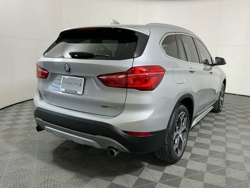 Used 2019 BMW X1 xDrive28i w/ Convenience Package AWD/4WD image 5