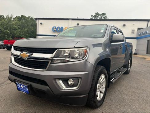 Used 2018 Chevrolet Colorado LT AWD/4WD image 2