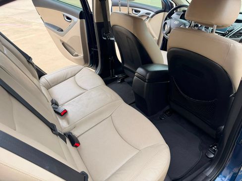 Used 2014 Hyundai Elantra Limited FWD image 25