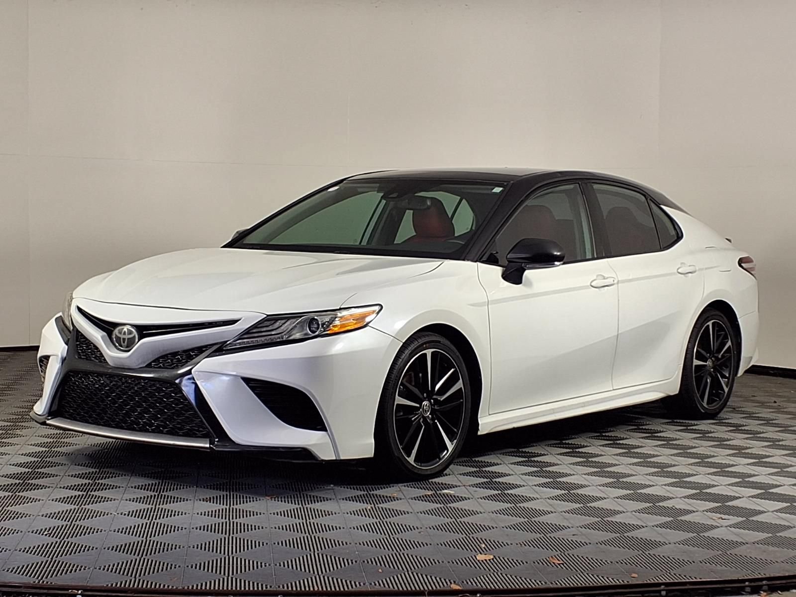 Used 2020 Toyota Camry XSE w/ Cold Weather Package AWD/4WD image 3