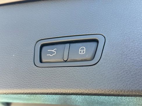 Used 2024 Alfa Romeo Tonale Veloce w/ Premium Interior Package image 38