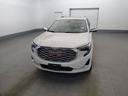 Used 2020 GMC Terrain Denali w/ Denali Premium Package FWD image 15