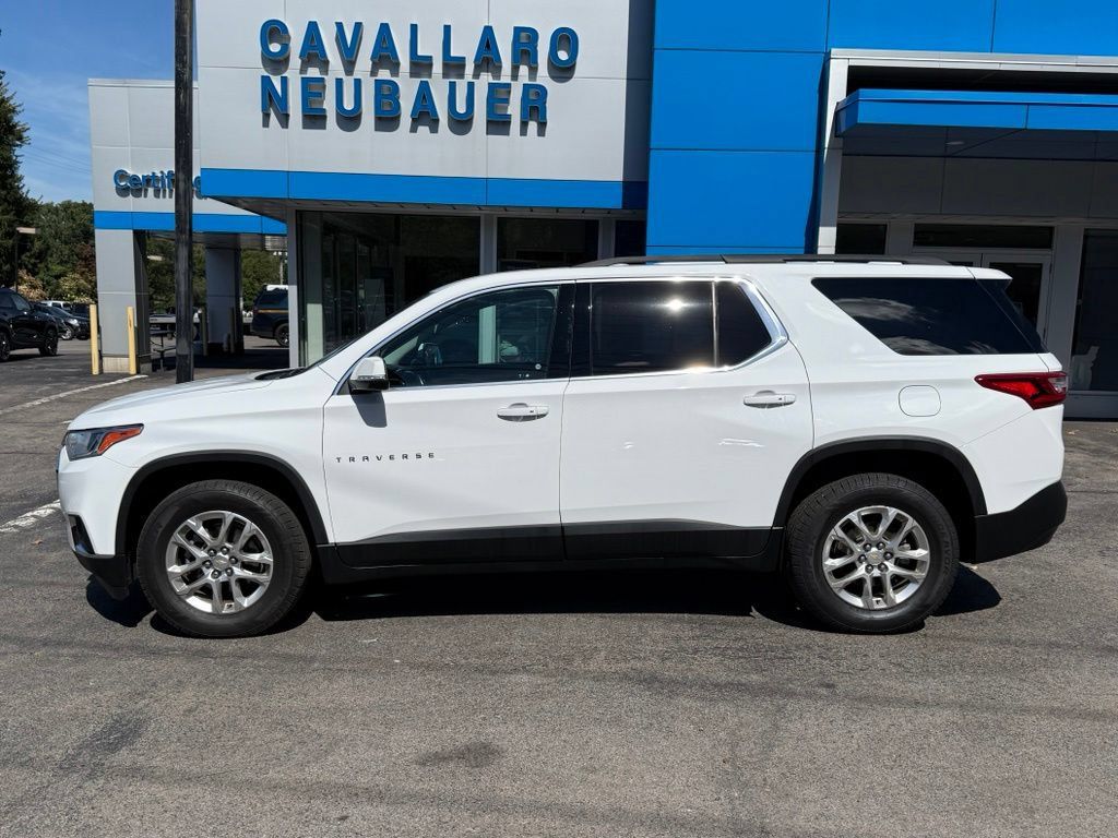 Used 2021 Chevrolet Traverse LT AWD/4WD image 8