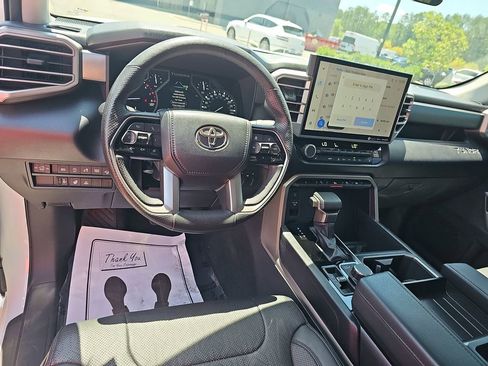 Used 2022 Toyota Tundra SR5 w/ SR5 Premium Package AWD/4WD image 20