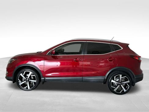 Used 2020 Nissan Rogue Sport SL w/ Premium Package AWD/4WD image 2