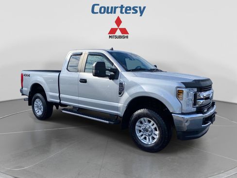Used 2019 Ford F250 XL w/ STX Appearance Package AWD/4WD image 8