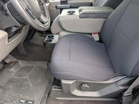Used 2019 Ford F150 XLT AWD/4WD image 14
