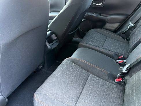Used 2024 Honda HR-V Sport image 11