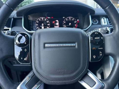 Used 2020 Land Rover Range Rover HSE image 23