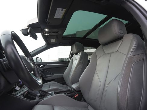 Used 2021 Audi Q3 2.0T Premium w/ Black Optic Sport Package image 30