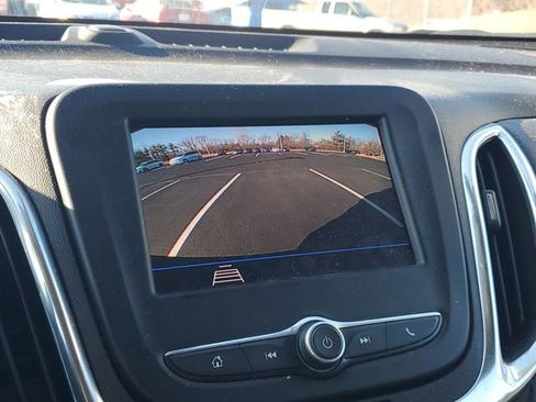 Used 2020 Chevrolet Equinox LT image 23