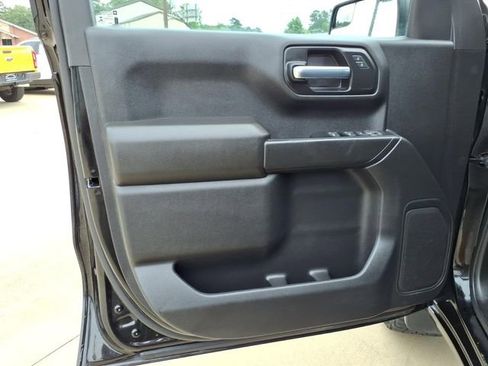 Used 2022 Chevrolet Silverado 1500 Custom Trail Boss AWD/4WD image 21