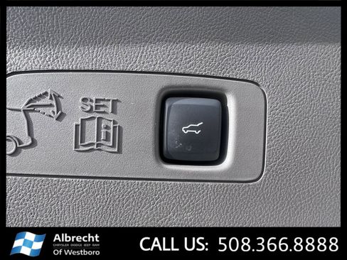 Used 2022 Lincoln Corsair Reserve w/ Equipment Group 201A image 16