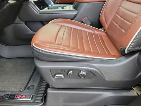 Used 2024 GMC Sierra 2500 Denali Ultimate w/ Max Trailering Package image 14