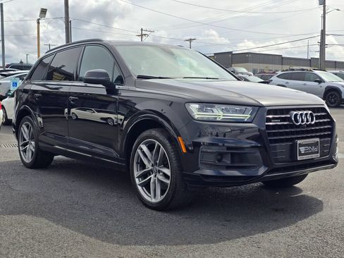 Used 2017 Audi Q7 3.0T Prestige w/ Prestige Package AWD/4WD image 4