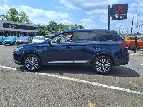 Used 2020 Mitsubishi Outlander ES image 7