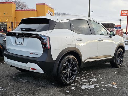 Certified 2025 Nissan Kicks SR w/ SR Premium Package image 6