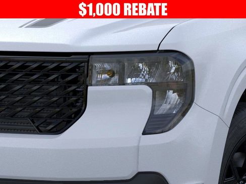 New 2025 Ford Maverick XLT w/ Black Appearance Package image 19