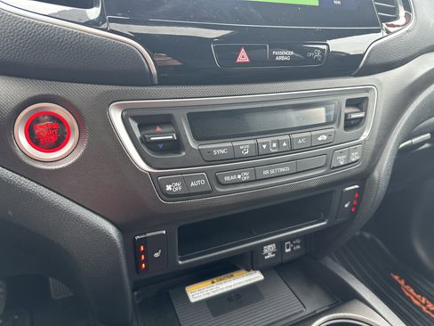 Used 2023 Honda Passport TrailSport image 21