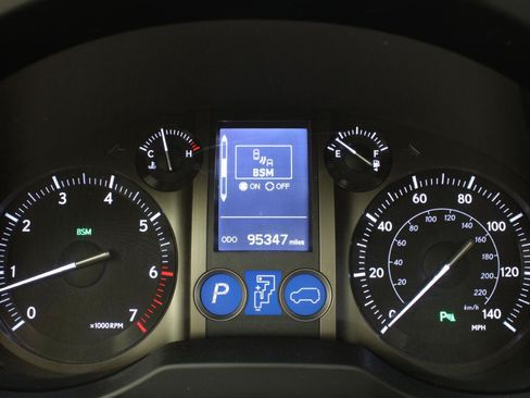 Used 2016 Lexus GX 460 w/ Premium Package AWD/4WD image 82