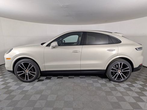 New 2026 Porsche Cayenne Coupe image 2