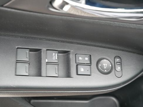 Used 2015 Honda Accord LX image 19