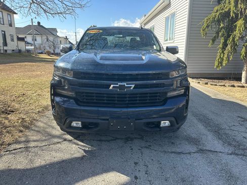 Used 2019 Chevrolet Silverado 1500 RST image 2
