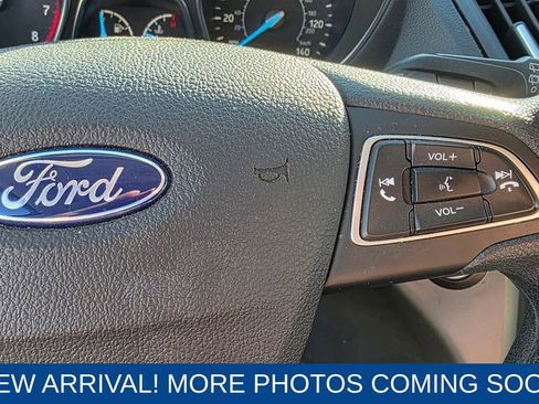Used 2019 Ford Escape SE image 15