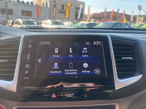 Used 2018 Honda Pilot EX image 23