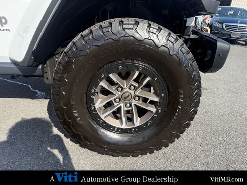 Used 2024 Jeep Wrangler Unlimited Rubicon 392 image 14